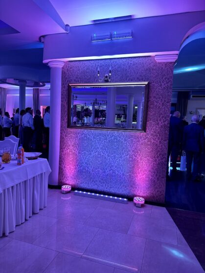 Nieporęt Sala Magnacka dekoracja światłem